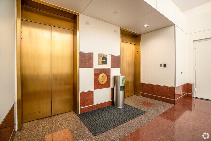 More Photos Of 525 N Brand Blvd, Glendale Office For Sale