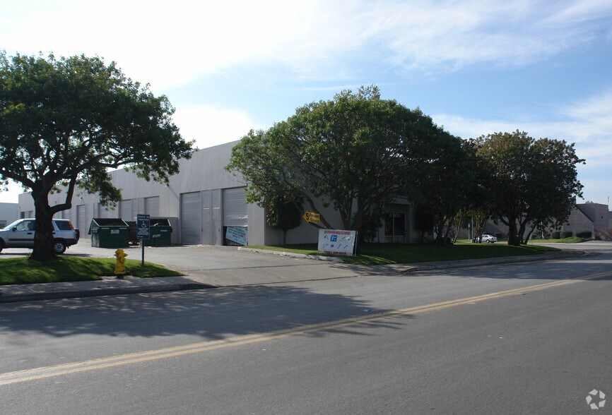 More Photos Of 494 W Calle Primera, San Diego Unknown For Lease