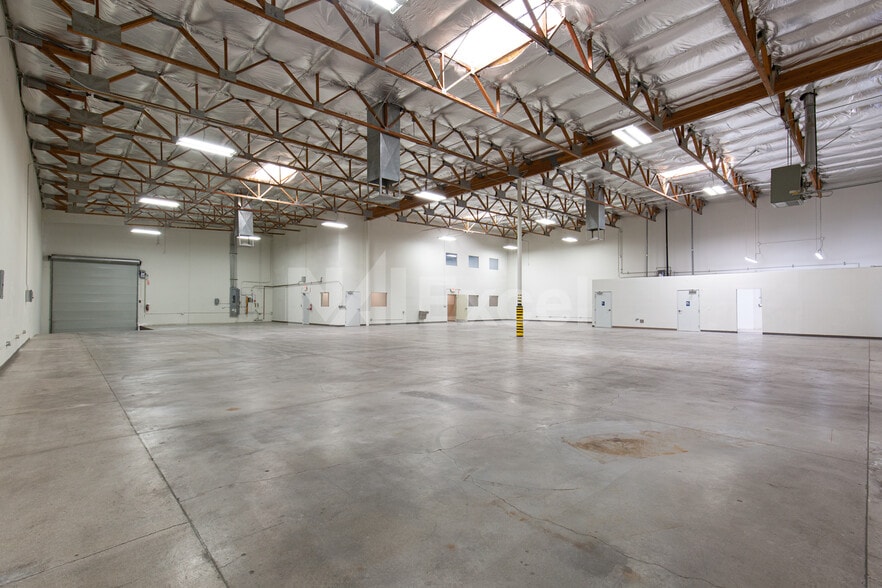 More Photos Of 3510 Cavaretta Ct, Las Vegas Warehouse For Lease