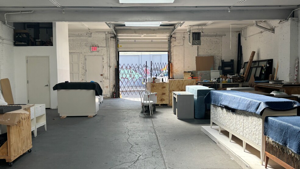 More Photos Of 5 Herkimer Pl, Brooklyn Warehouse For Lease
