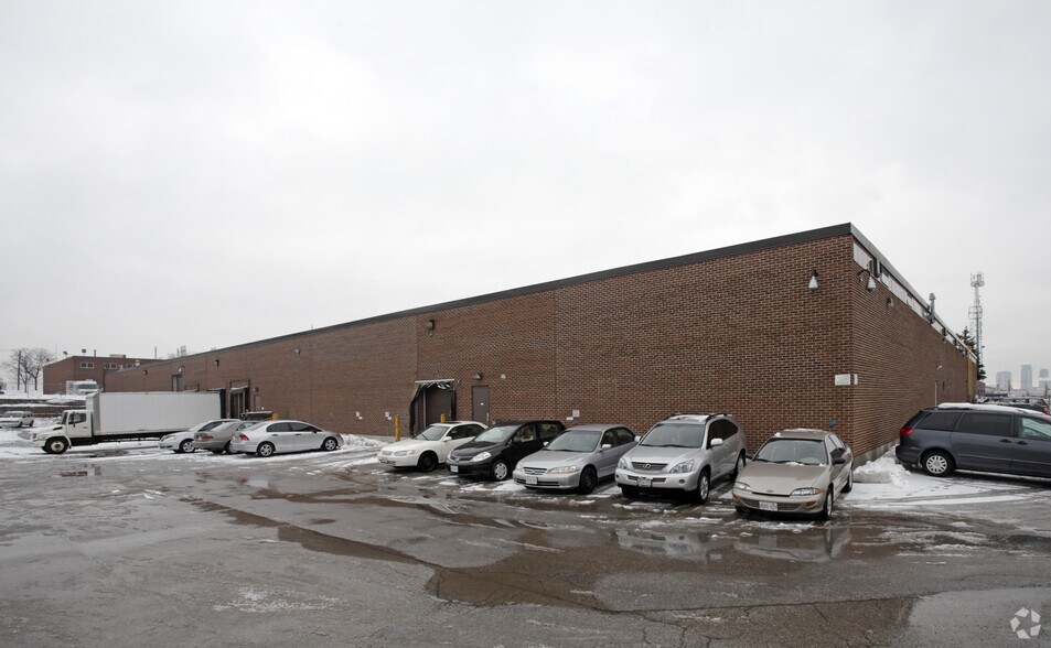 More Photos Of 20 Commander Blvd, Toronto Warehouse For Sale
