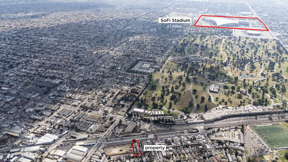 More Photos Of 1117 E Redondo Blvd, Inglewood General Retail For Sale