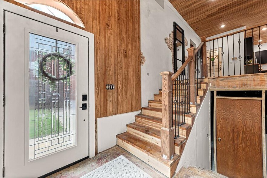 More Photos Of 510 E Madison Ave, Berryville Religious Facility For Sale