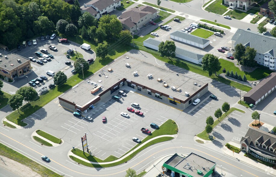 More Photos Of 4301-4395 Highway 13 W, Savage General Retail For Sale