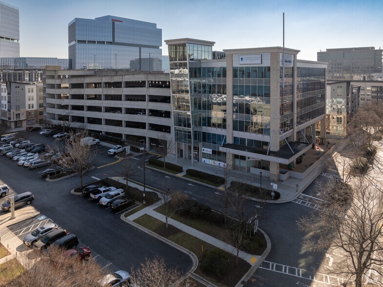 More Photos Of 1150 Hammond Dr, Atlanta Unknown For Lease