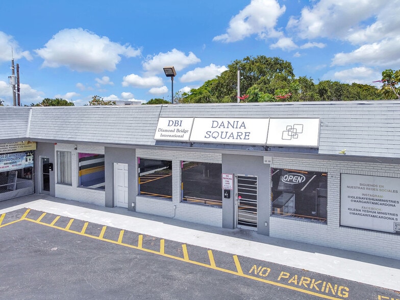 More Photos Of 265 S Federal Hwy, Dania Beach Storefront For Lease