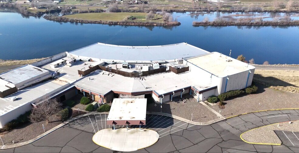 More Photos Of 3444 Country Club Dr, Lewiston Lodge Meeting Hall For Sale