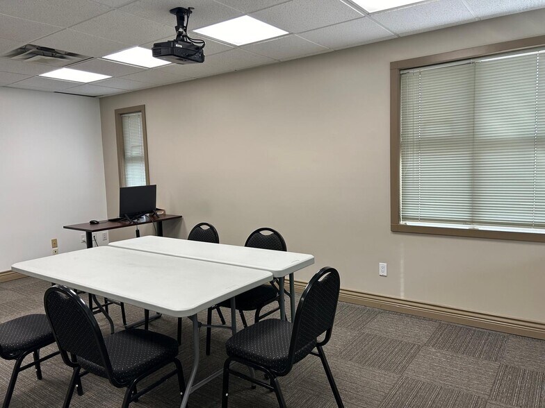 More Photos Of 8971 Beckwith Rd, Richmond Office For Sale