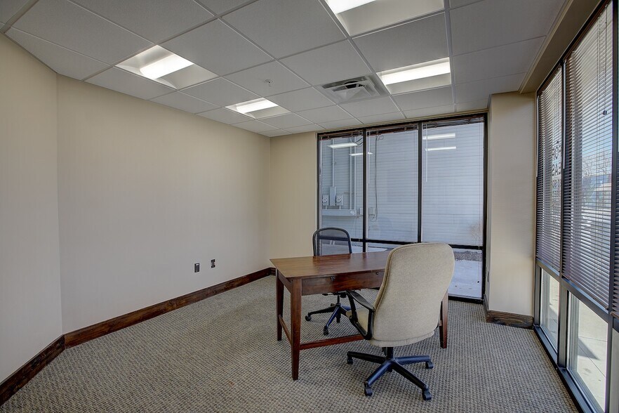 More Photos Of 810 S Rock St, Georgetown Apartments For Lease