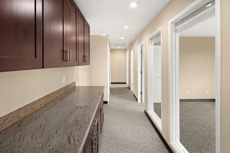 More Photos Of 19944 Ballinger Way NE, Shoreline Office For Sale