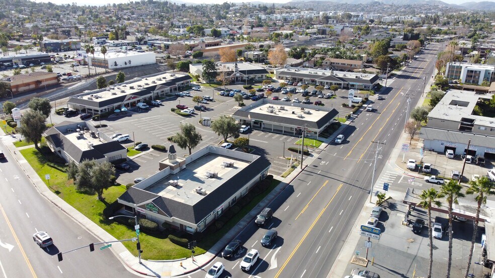 More Photos Of 1111-1161 E Washington Ave, Escondido Unknown For Lease