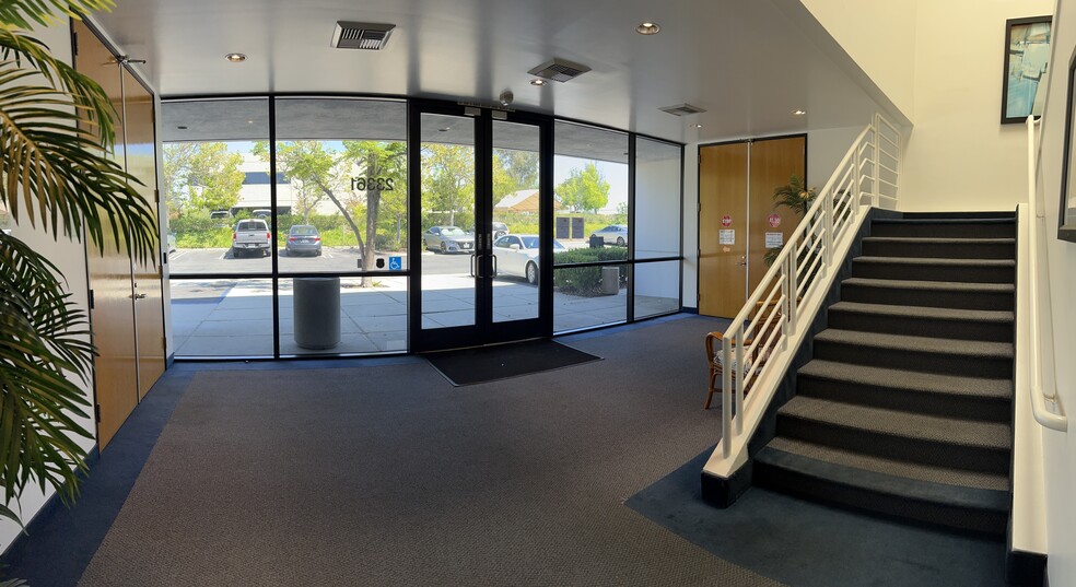More Photos Of 23351-23361 Madero, Mission Viejo Research And Development For Lease
