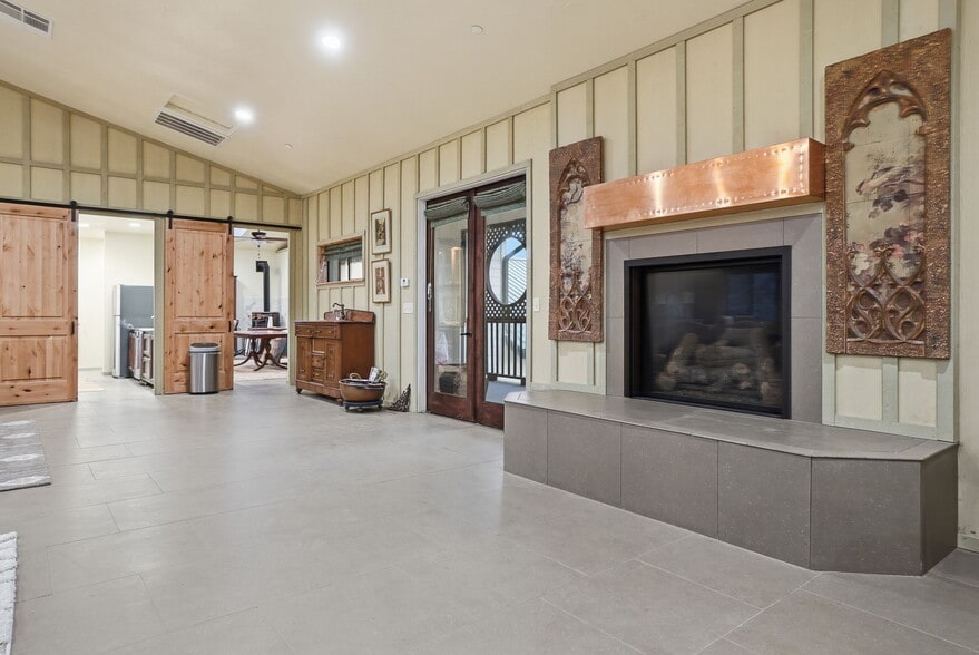 More Photos Of 21645 Parrotts Ferry Rd, Sonora Specialty For Sale