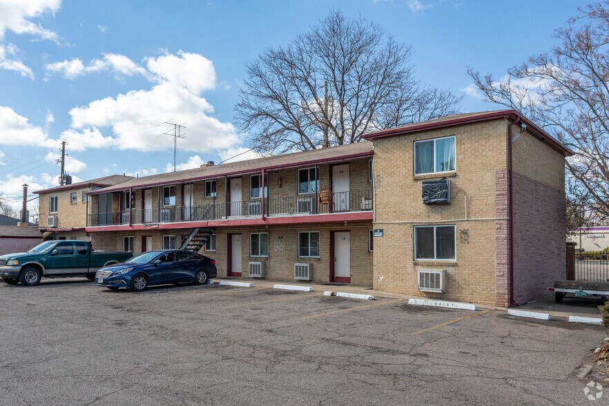 More Photos Of 10890 E Colfax Ave, Aurora Hotel For Sale