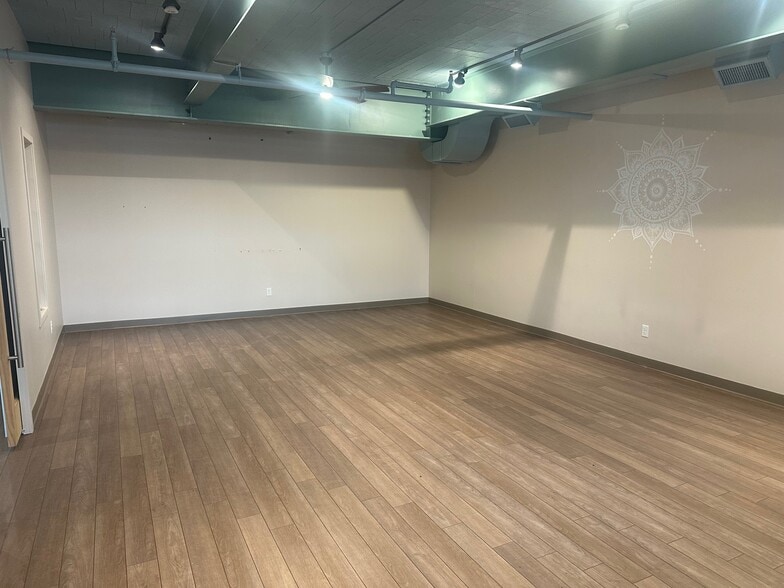 More Photos Of 901 Ethan Allen Hwy, Ridgefield Medical For Lease