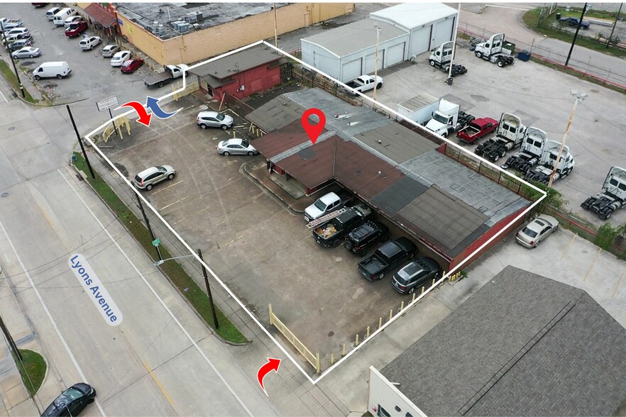 More Photos Of 7112 Lyons Ave, Houston Medical For Lease