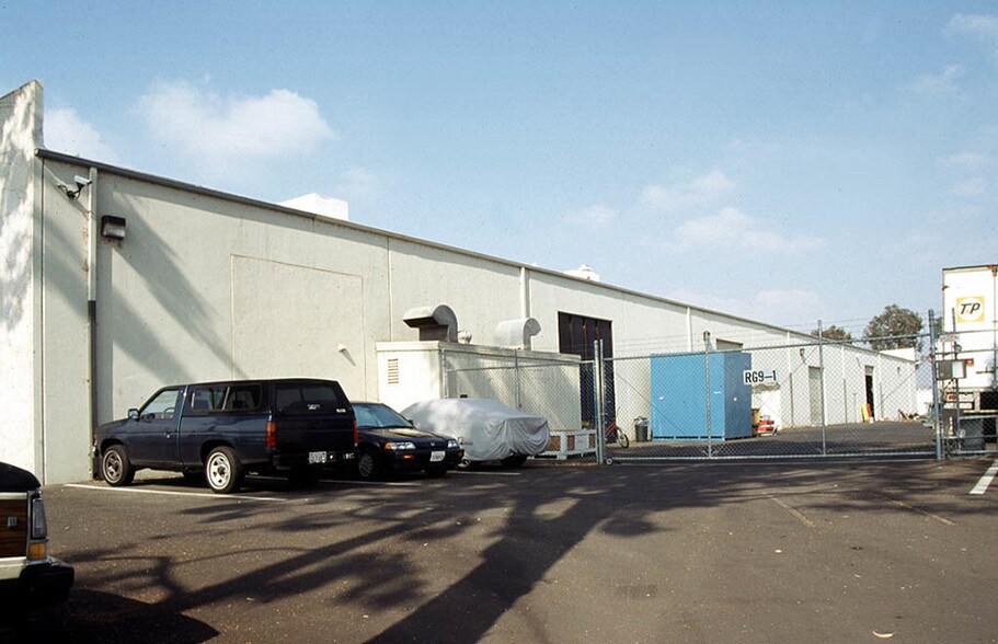 More Photos Of 1200 Billy Mitchell Dr, El Cajon Warehouse For Lease