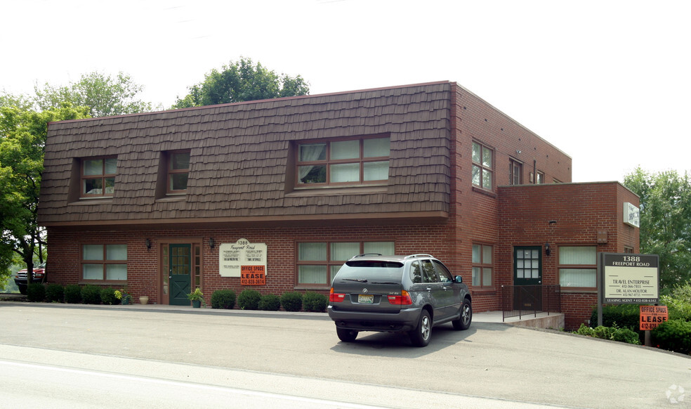 Primary Photo Of 1388 Freeport Rd, Pittsburgh Office For Lease