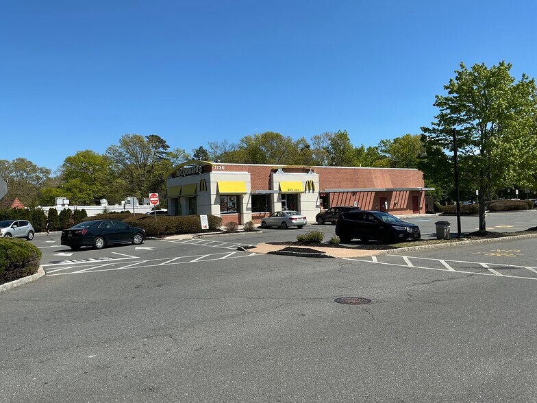 More Photos Of 1136 E Veterans Hwy, Jackson Fast Food For Lease