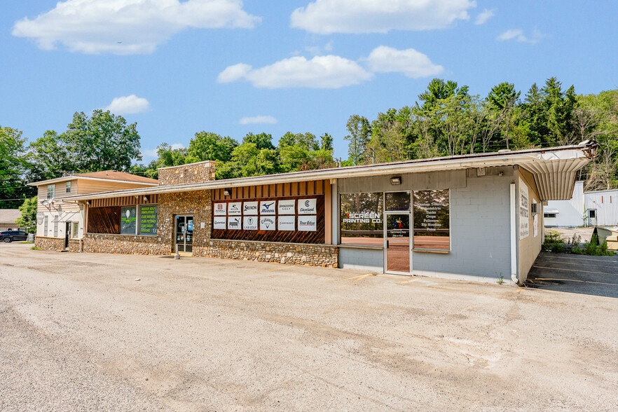 More Photos Of 2939 White Hall Blvd, White Hall General Retail For Sale