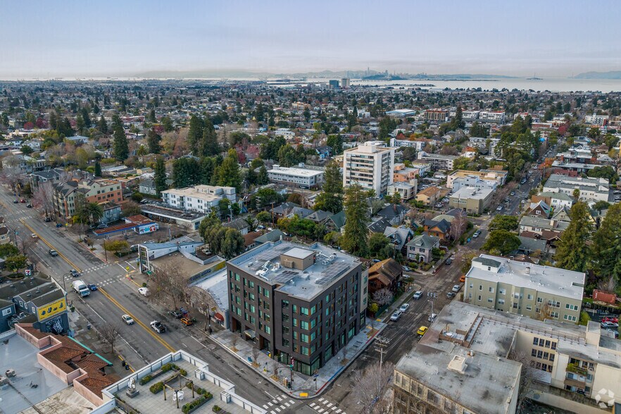 More Photos Of 2556 Telegraph Ave, Berkeley Apartments For Sale