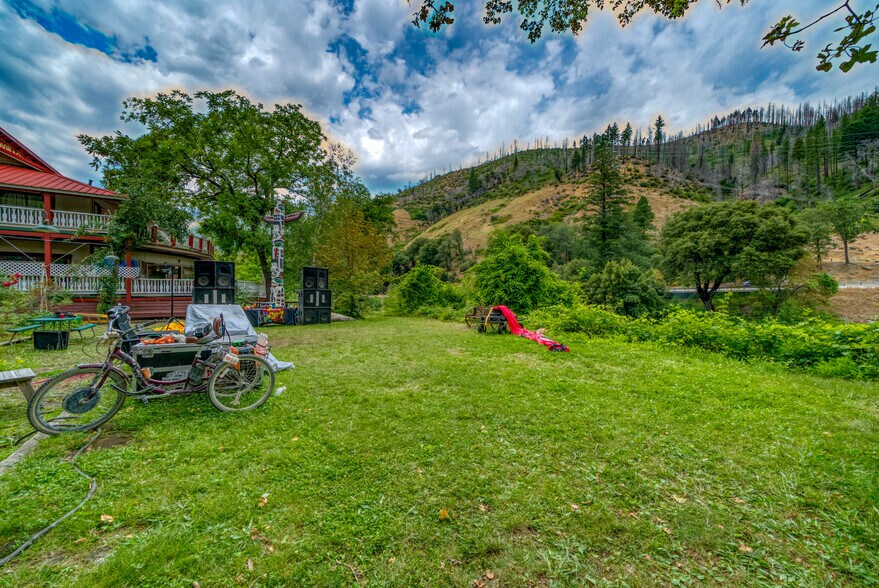 More Photos Of 14785 Belden Town rd, Belden Hotel For Sale