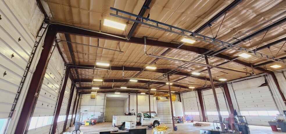More Photos Of 10468 1st St SW, Killdeer Service For Lease
