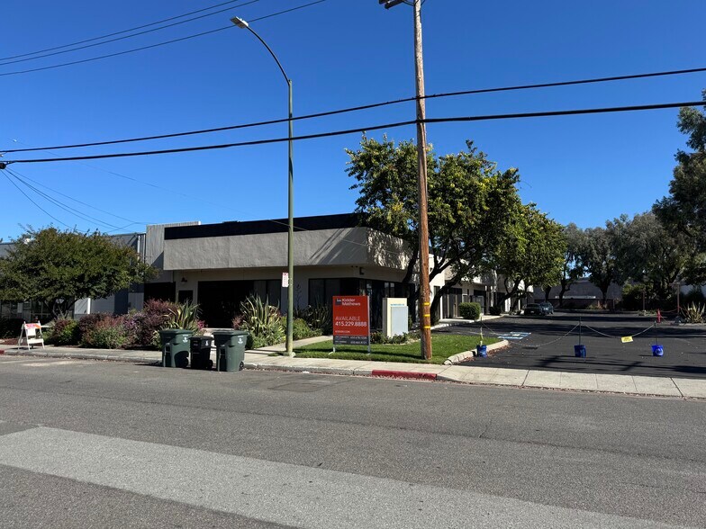 More Photos Of 1060 Terra Bella Ave, Mountain View Research And Development For Lease