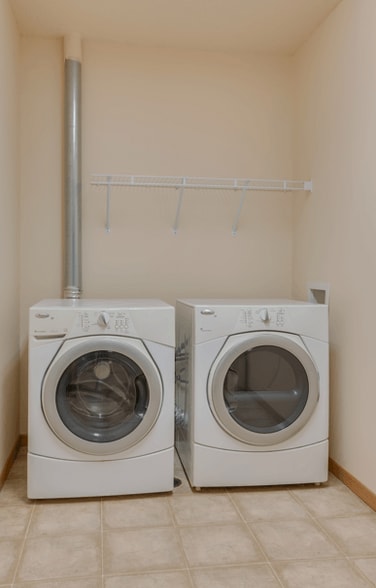More Photos Of 121 4th St S, Moorhead Apartments For Lease