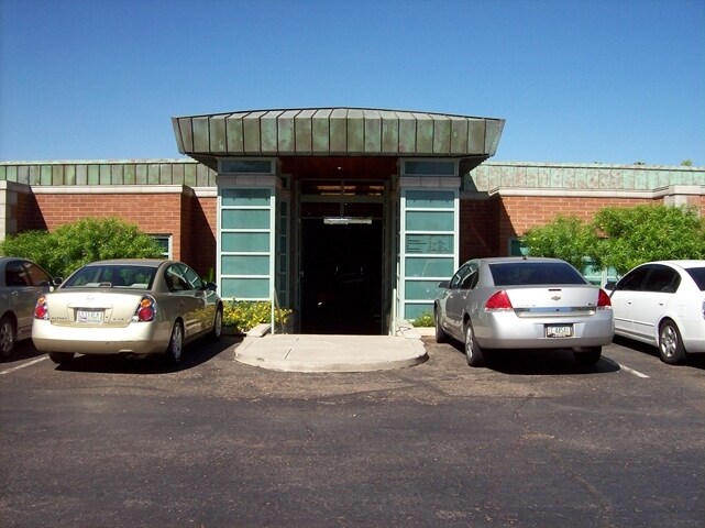 More Photos Of 4700 S McClintock Dr, Tempe Office For Lease