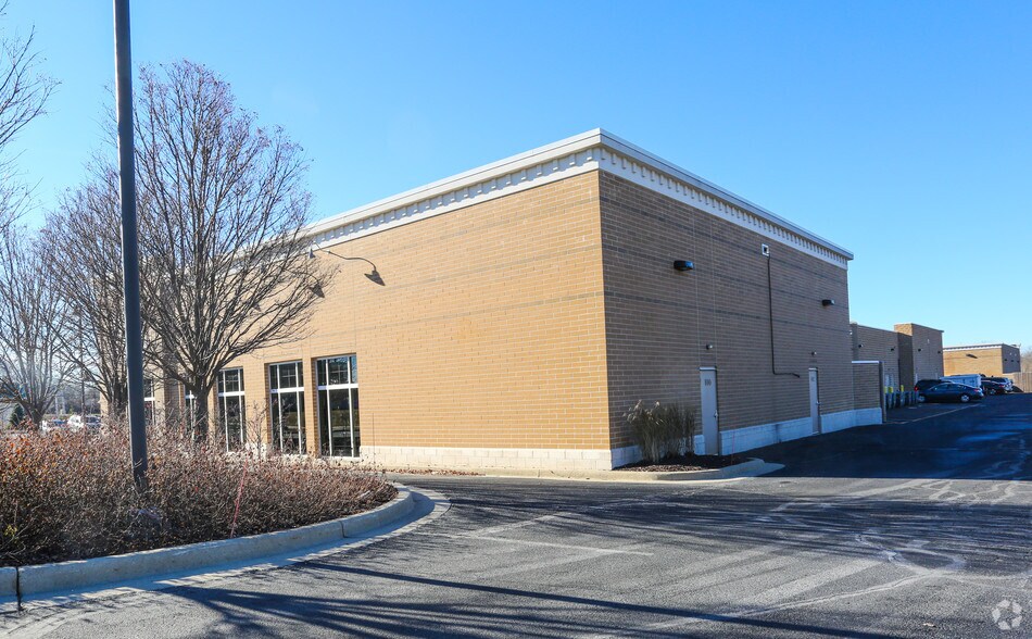 More Photos Of Silver Spring Dr @ Lilly Road, Menomonee Falls Unknown For Lease