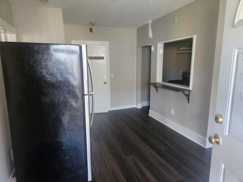 More Photos Of 15-25 Lunenburg St, Fitchburg Storefront Retail Residential For Sale
