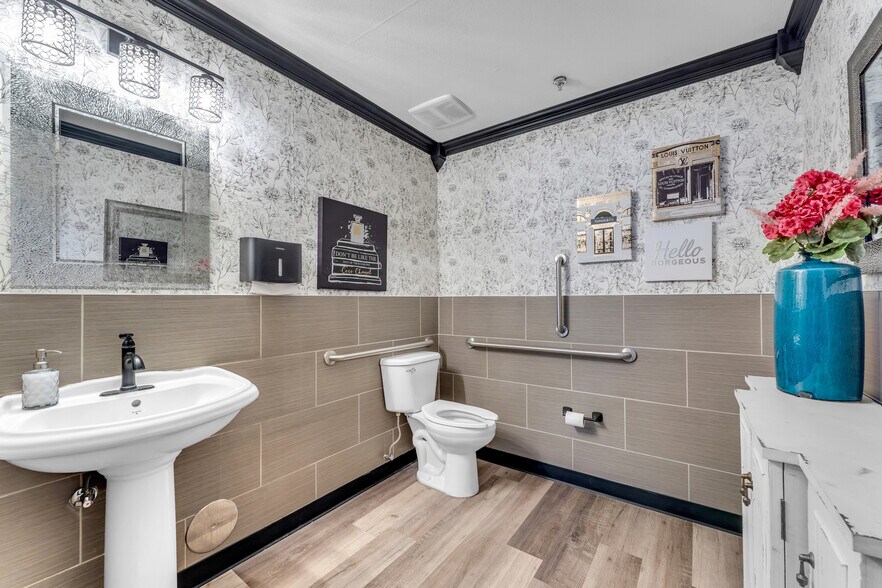 More Photos Of 9299 W Olive Ave, Peoria Light Manufacturing For Lease