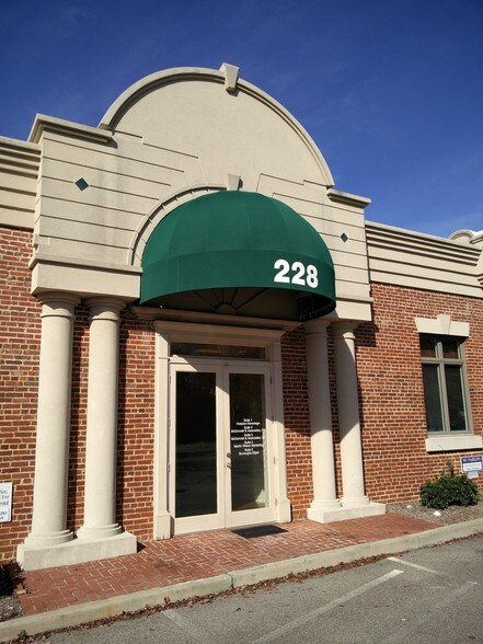 More Photos Of 228 Richland Ave W, Aiken Coworking Space