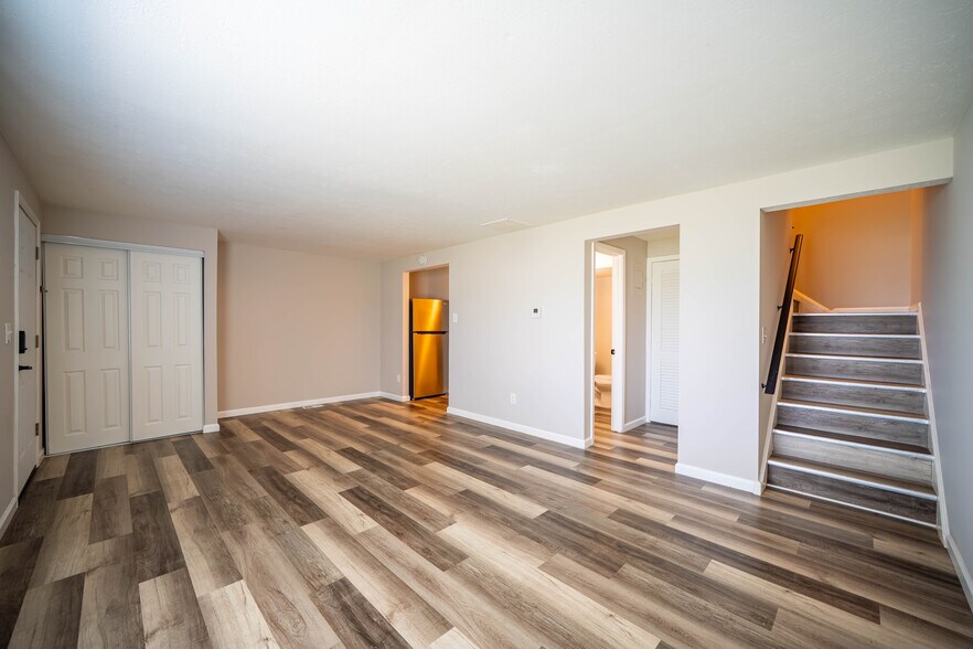 More Photos Of 5510 Beavercrest Dr, Lorain Apartments For Sale