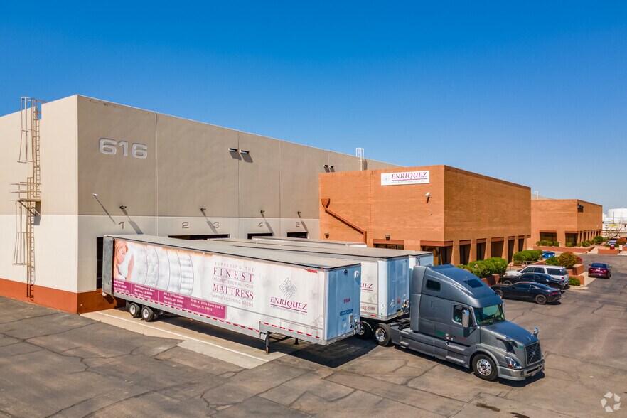 More Photos Of 616 S 55th Ave, Phoenix Manufacturing For Lease