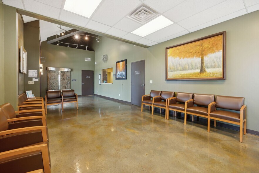 More Photos Of 3040 Business Park Cir, Goodlettsville Medical For Lease