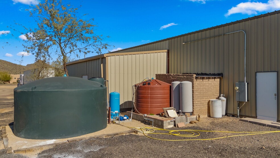 More Photos Of 1935 E Joy Ranch Rd, Phoenix Specialty For Sale