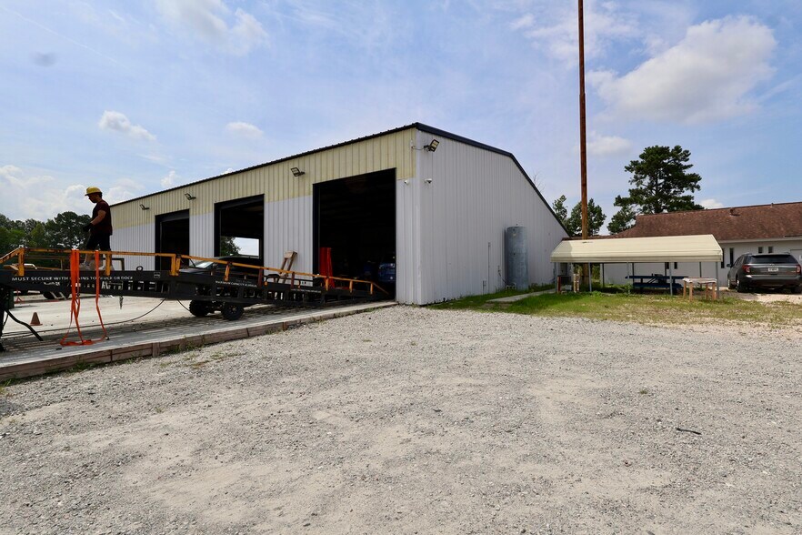 More Photos Of 28 Telfair Pl, Savannah Warehouse For Lease