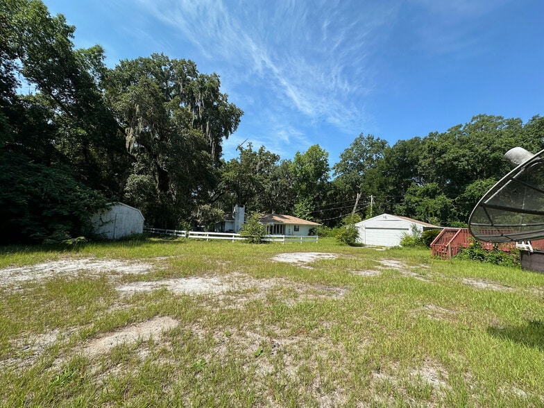 More Photos Of 6415 SE Highway 42, Summerfield Land For Sale