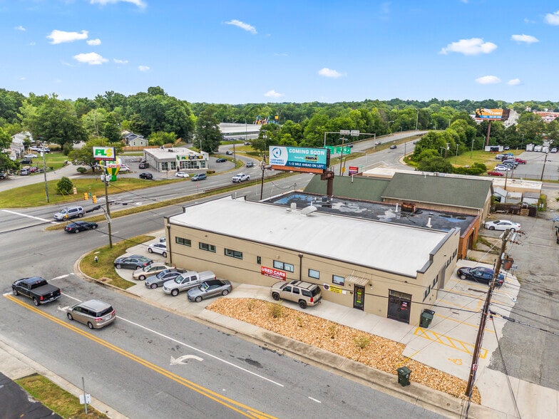 More Photos Of 1042 E Lindsay St, Greensboro Light Manufacturing For Sale