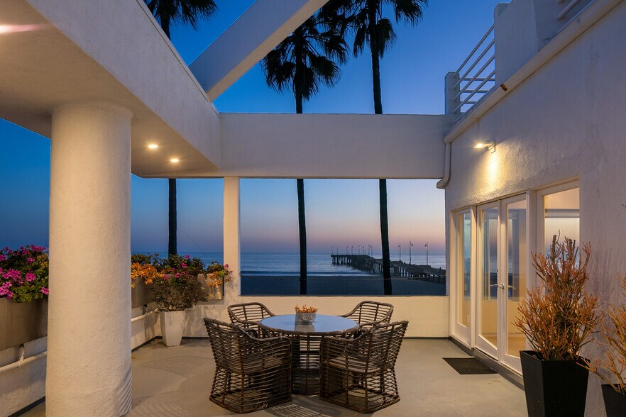 More Photos Of 3111 Ocean Front Walk, Marina Del Rey Apartments For Sale