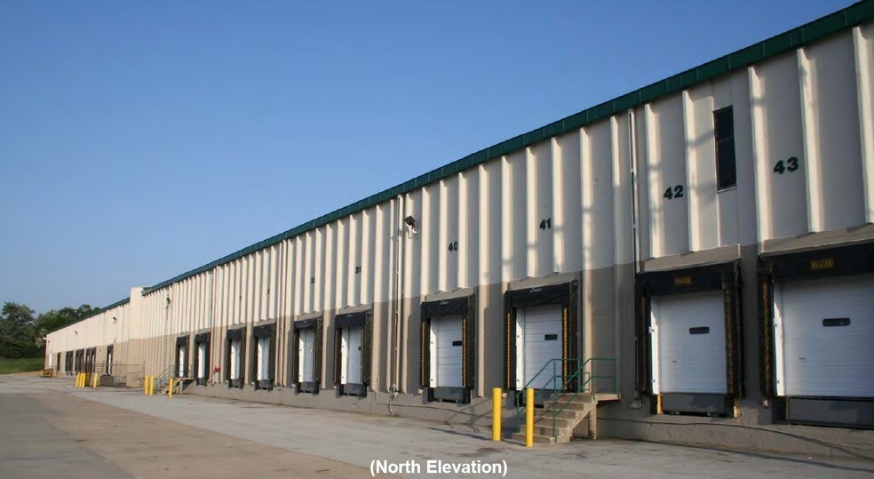 More Photos Of 5100 W 123rd St, Alsip Warehouse For Lease