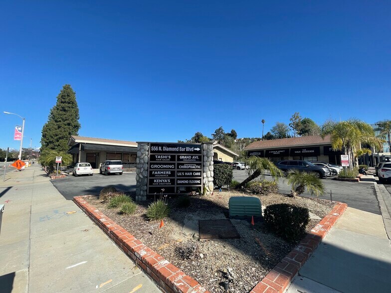 More Photos Of 560-588 N Diamond Bar Blvd, Diamond Bar Storefront Retail Office For Lease