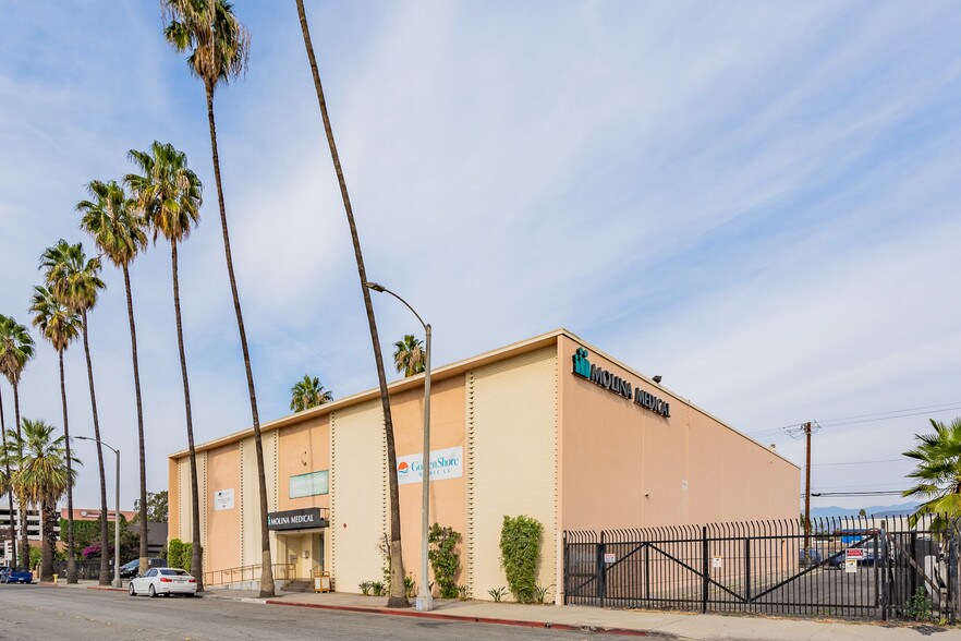 Primary Photo Of 887 E 2nd St, Pomona Medical For Lease