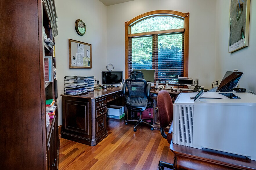 More Photos Of 3450 Esperanza Rd, Keuka Park Specialty For Sale