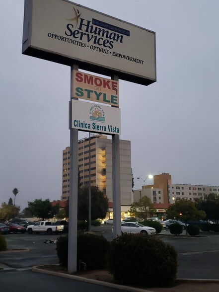 More Photos Of 3019-3045 Wilson Rd, Bakersfield Unknown For Lease