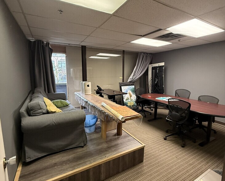 More Photos Of 3681-3683 W 4th Ave, Vancouver Storefront Retail Residential For Lease