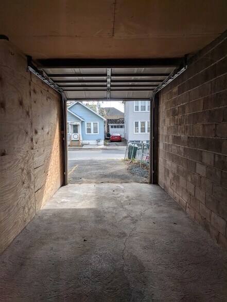 More Photos Of 123 Spring st, Albany Industrial For Sale