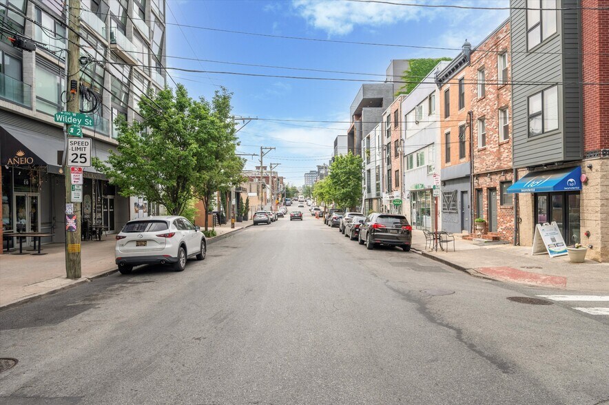 More Photos Of 990 & 992 N 2nd St, Philadelphia Apartments For Sale